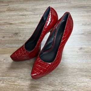 Gianni Bini Red Snake High Heels 8.5
